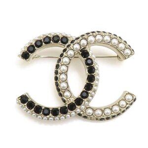 Chanel Brooch Black White